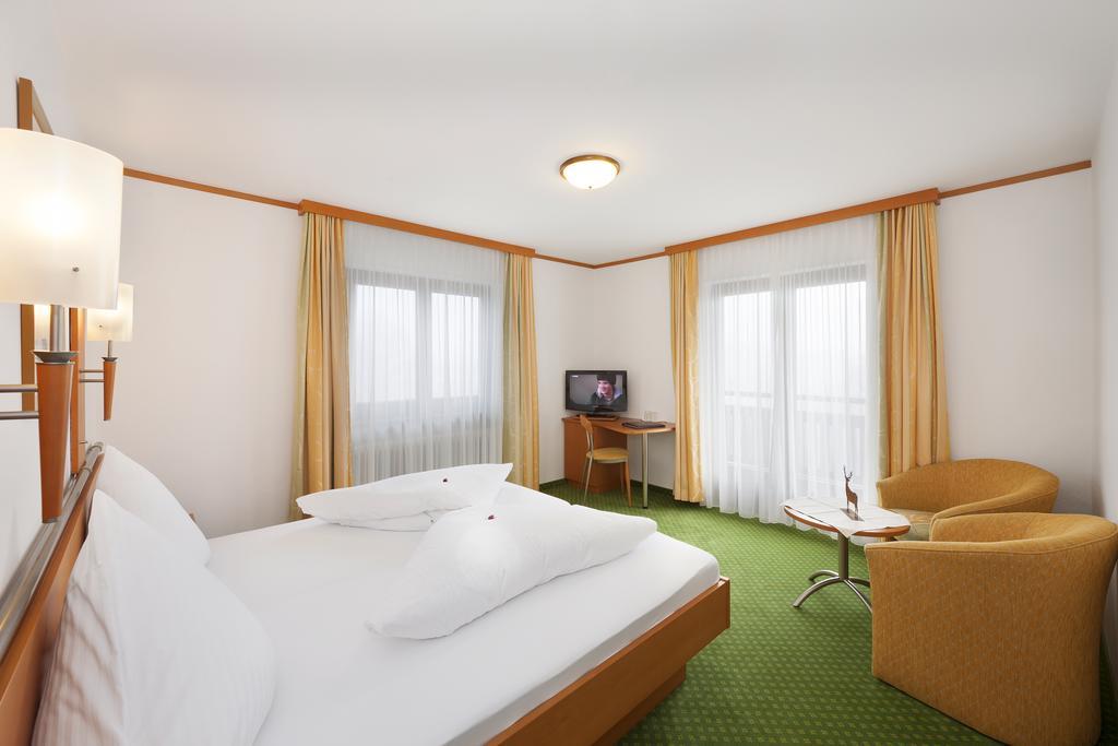 Ferienhotel Tyrol Soell Am Wilden Kaiser Номер фото